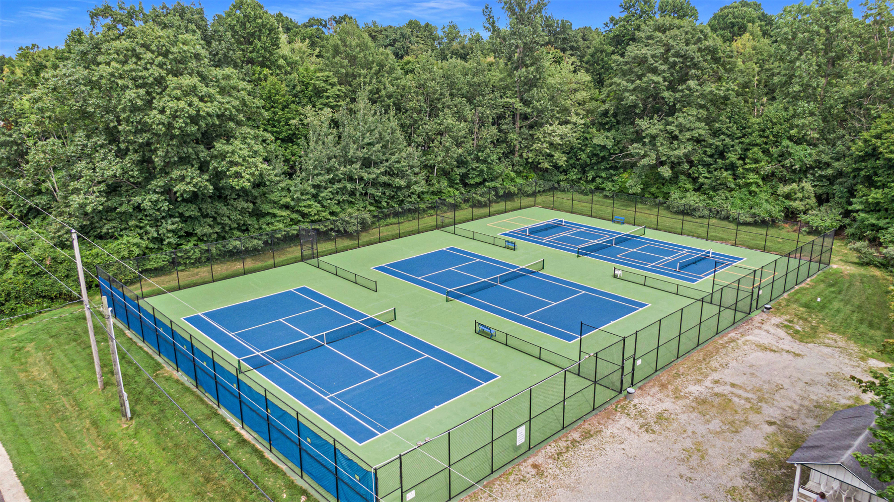Tennis & Pickleball