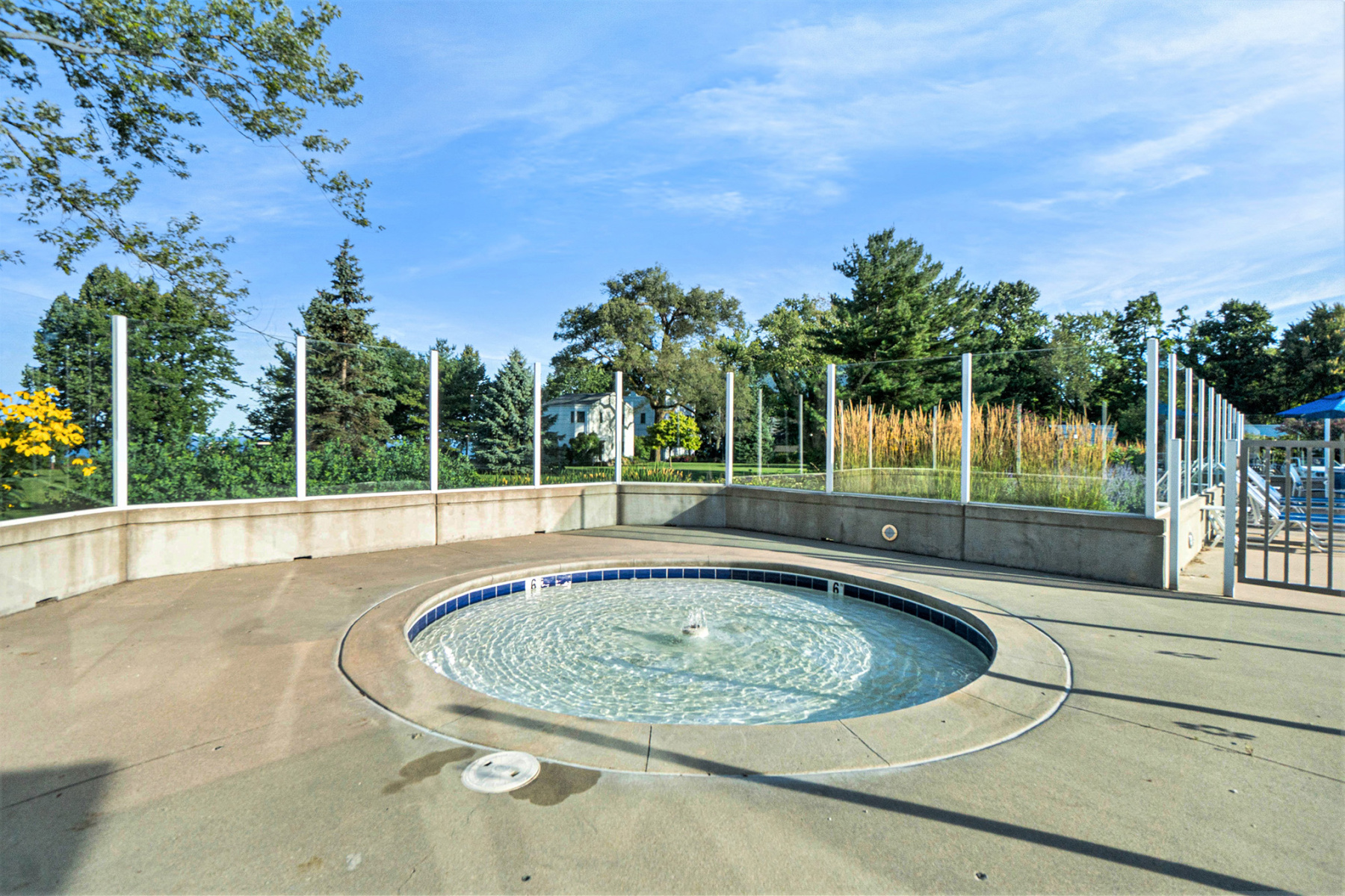 Splash Pool